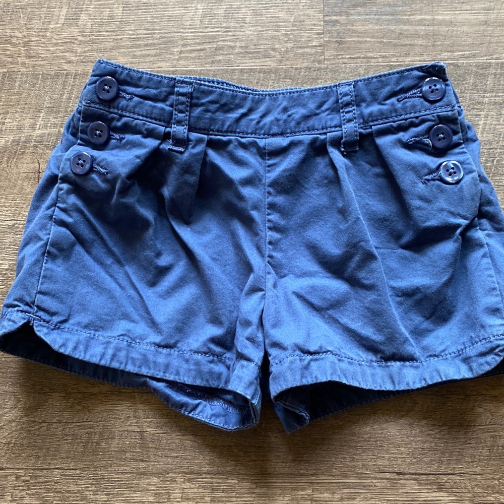 GAP shorts 5T